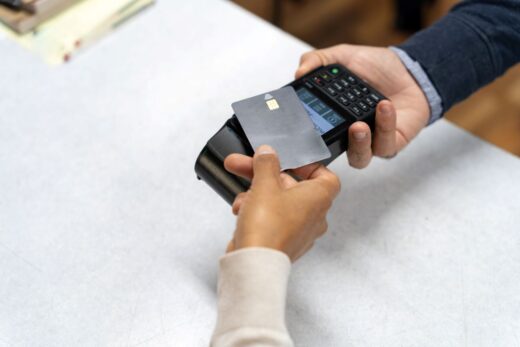 Paiement Sans Contact Avec Telephone Portable