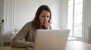 Frais Bancaires Verifiez Durgence Ces 7 Petites Lignes Sur Votre Releve Pour Savoir Si Vous Payez Beaucoup Trop Cher Chaque Mois Featured