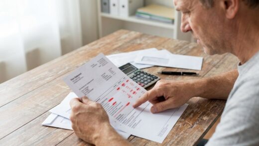 Plafond légal des frais bancaires pour incidents : tout ce que dit la loi en 2025