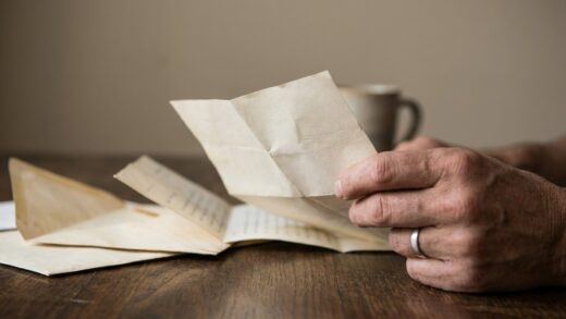 « J'ai avancé 4 800 € de ma poche pour les obsèques de mon père » : personne ne m'avait dit que la banque pouvait payer di...