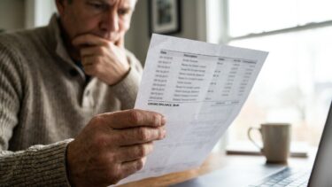 « J'ai pris 2 000 € sur mon PEA pour boucler un mois difficile » : au relevé suivant, le plan n'existait plus et le fisc a...
