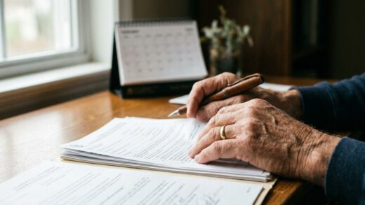 Ma mère avait donné 25 000 € à ses petits-enfants sept ans avant d'entrer en maison de retraite : au partage, le départeme...